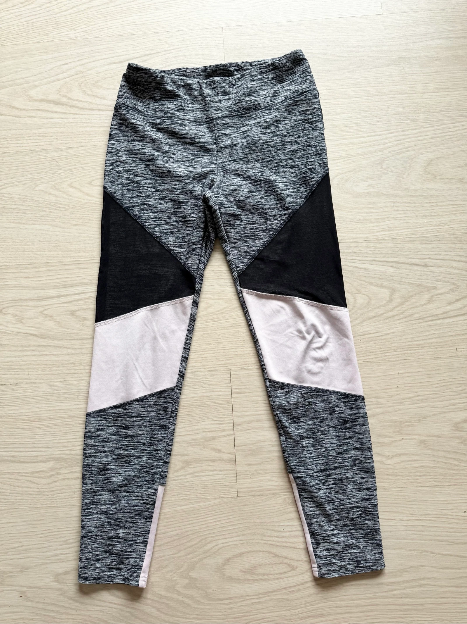 Legging de sport noir gris & rose poudré décathlon taille 34 XS  – photo 2
